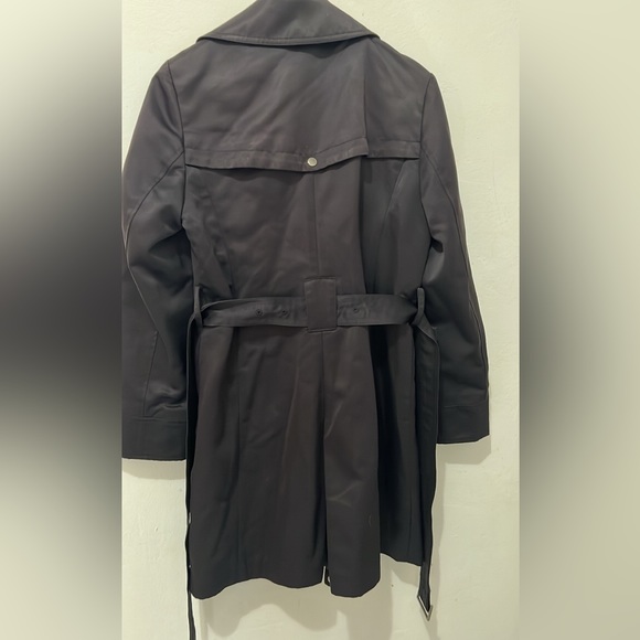 Cole Haan trench coat size 6 - Picture 4 of 7